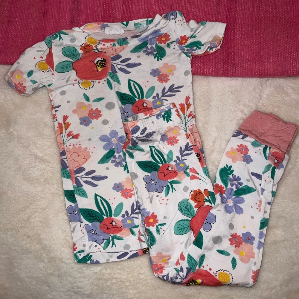 Angel Dear Pajama Set: Flowers